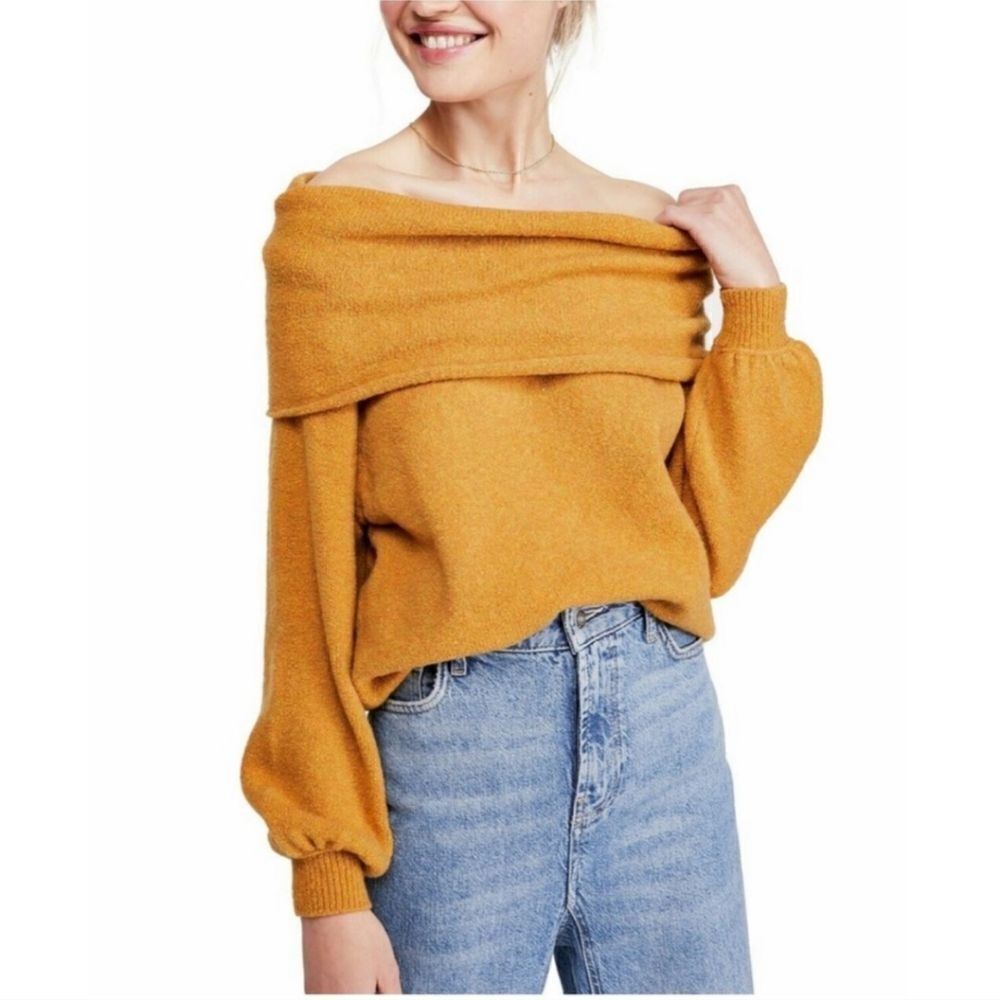 Free People Echo Beach Pullover Cowl Neck Sweater in Gold Size S